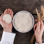 É preciso lavar o arroz antes de cozinhar? Eis o que dizem os especialistas
